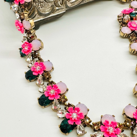 Gorgeous Vintage JCrew Crystal Statement Necklace - Picture 7 of 15